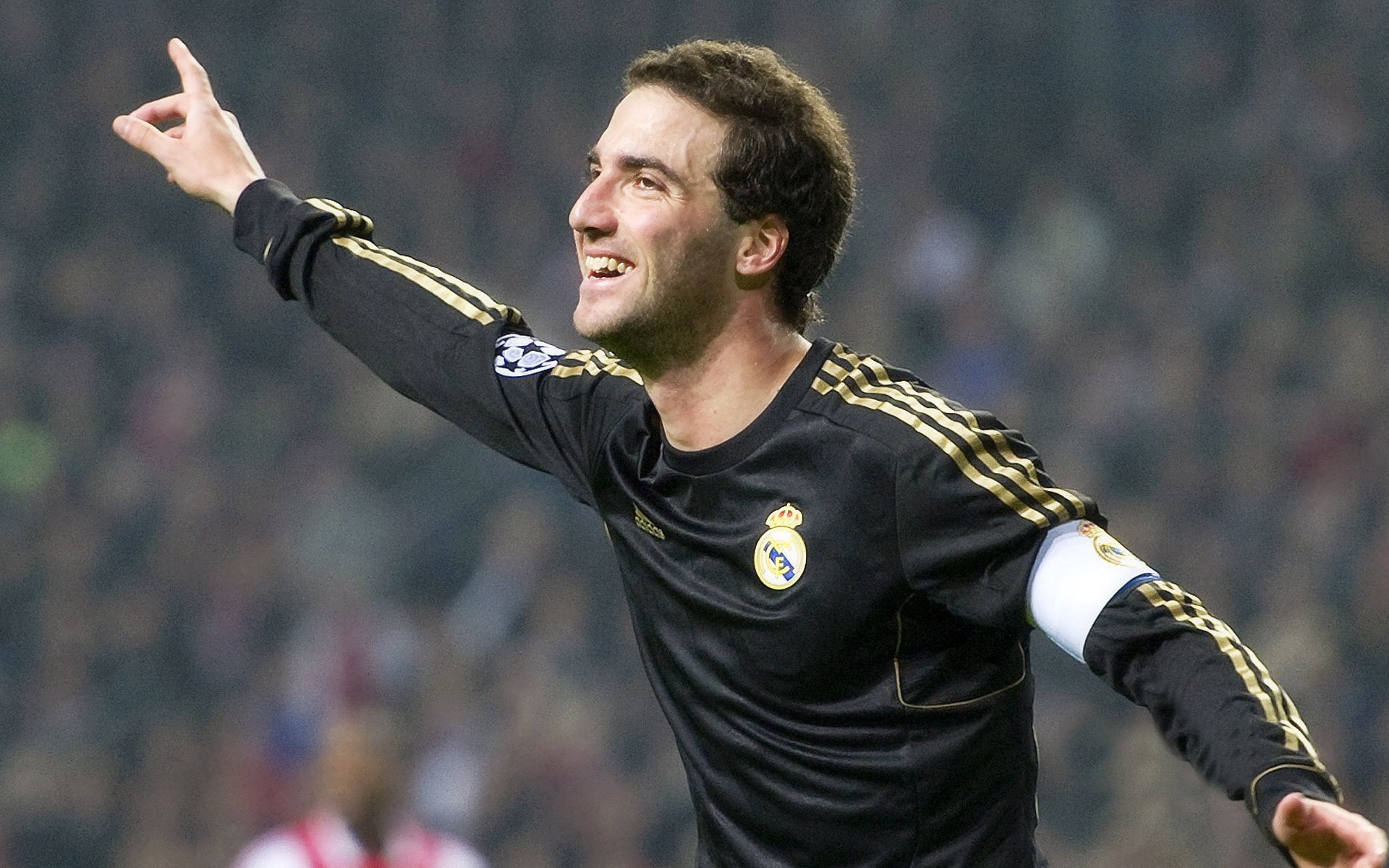 开运app入口-《英雄联盟》新赛季战队阵容全线升级，备战国际赛，英雄联盟2021战队